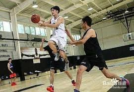 扑克中强势不等于全压（在扑克中，强势不必等同于全压）