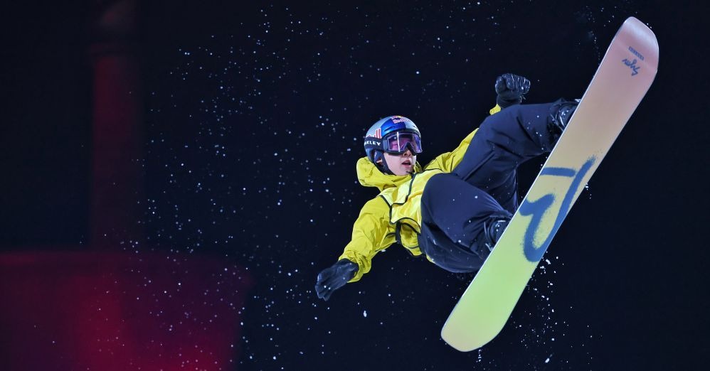 深度解析“反直觉概率”：为什么在23人中至少两人同天生日的逻辑能用在博彩？（从生日悖论到博彩策略：23人同日生日的反直觉概率如何转化为优势？）