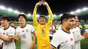 世体：若纳坦-塔已经收到多份报价，但他还在等待巴萨